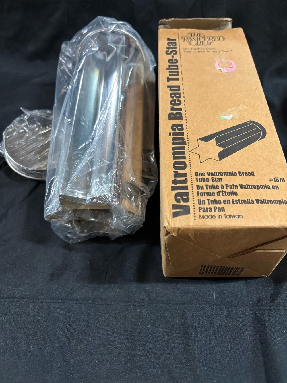 THE PAMPERED CHEF VINTAGE VALTROMPIA BREAD TUBE STAR NIB